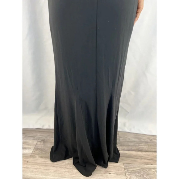 NWT Lovers and Friends Black Strapless Formal Gown $178 - Picture 9 of 14